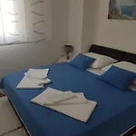 Penthouse Znjan شقة
