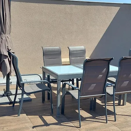 Penthouse Znjan 스플리트