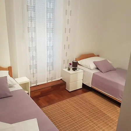 Apartman Penthouse Znjan