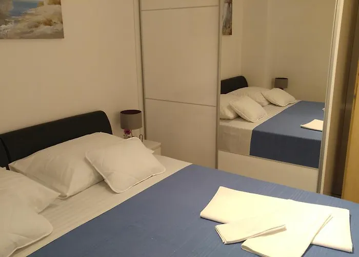 Penthouse Znjan Appartement *